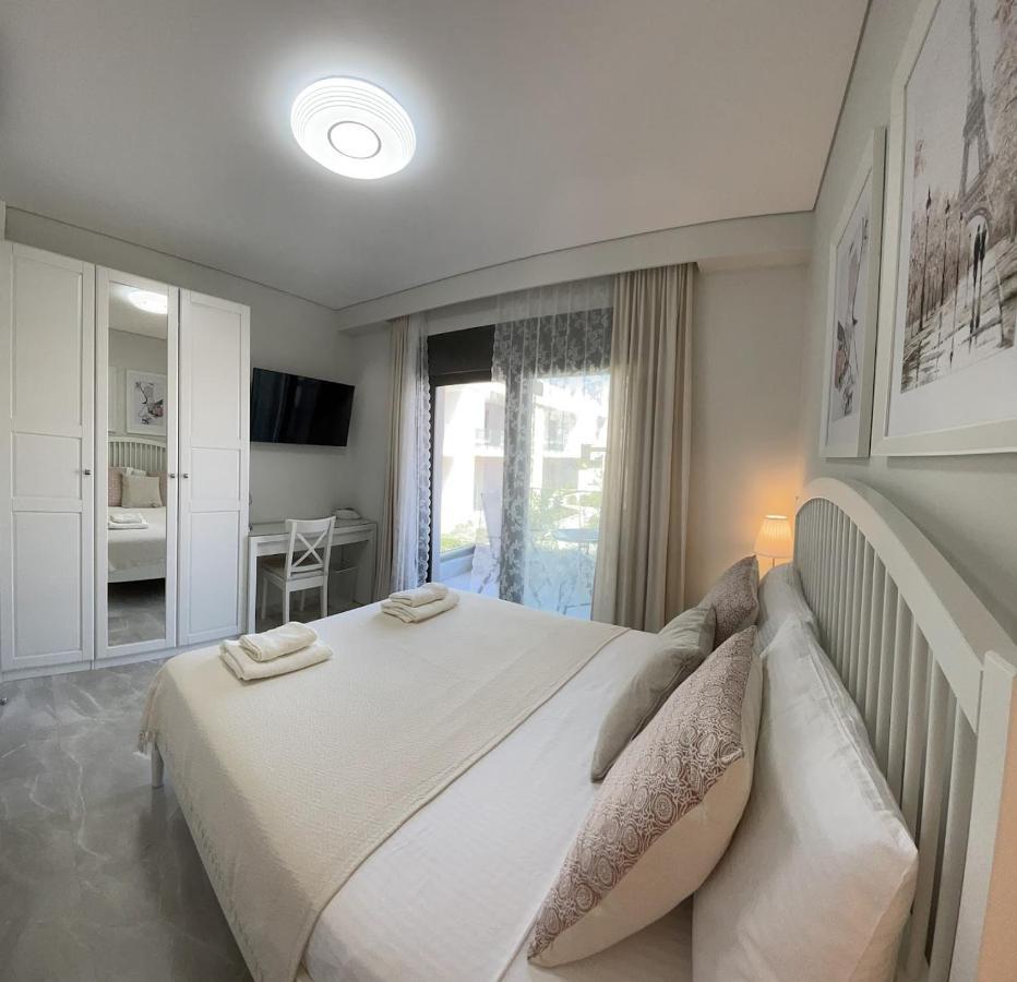 Callisto Luxury Suite Nikiti  Exteriér fotografie