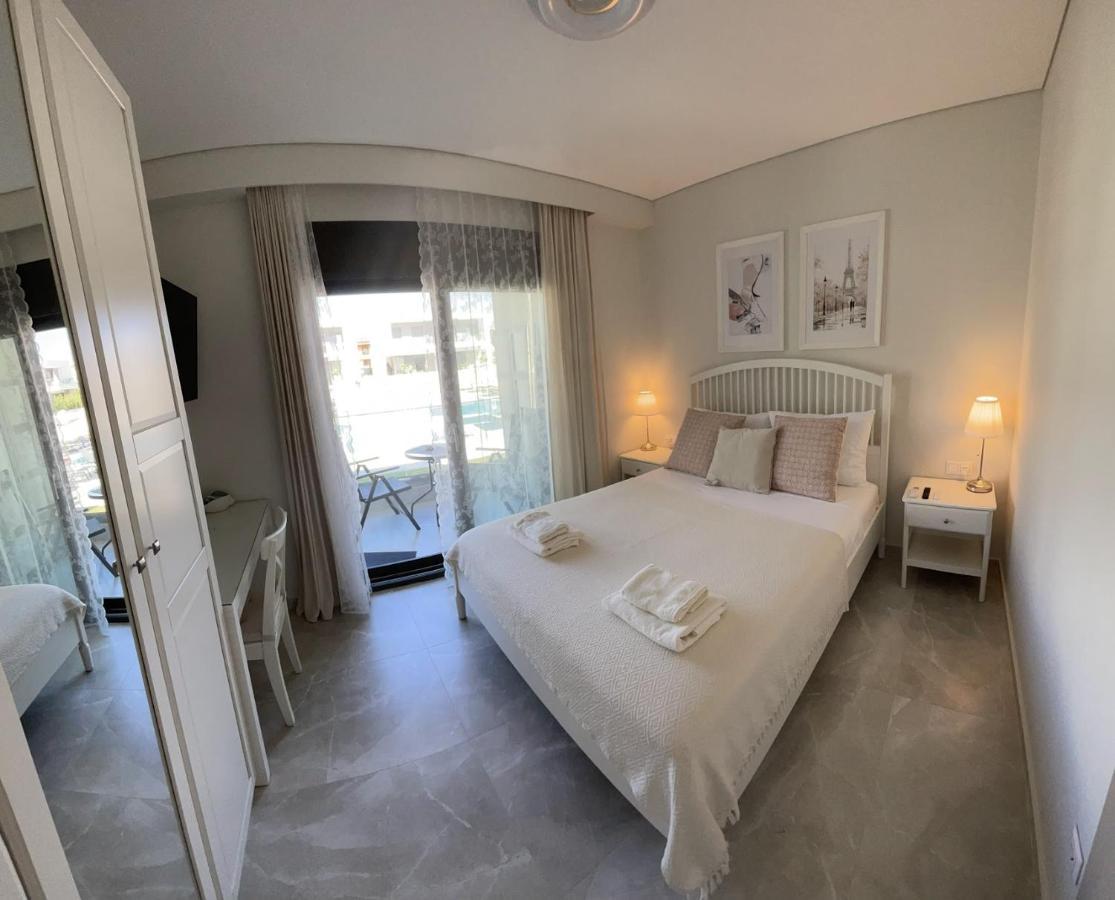 Callisto Luxury Suite Nikiti  Exteriér fotografie